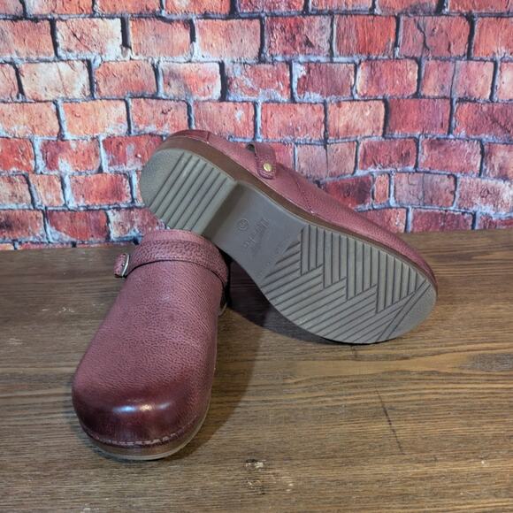 Dansko Women's Berry Leather Burnished Size 39/9 - Picture 4 of 7